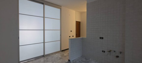 2 bedrooms Apartment in Taranto, Italy No. 109055 19