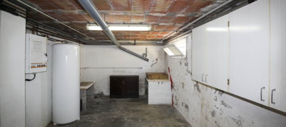 4 bedrooms House in Chatillon-Coligny, France No. 103310 12