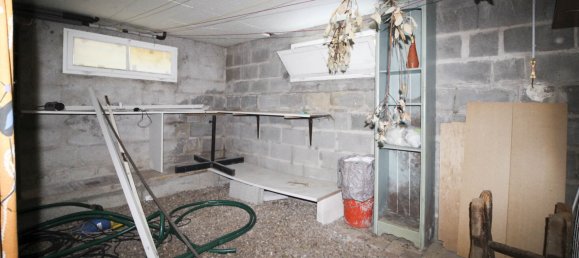 4 bedrooms House in Chatillon-Coligny, France No. 103310 13