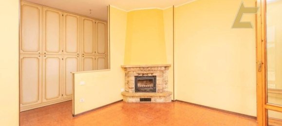 4 rooms Apartment in Alessandria, Italy No. 90671 7