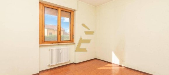 4 rooms Apartment in Alessandria, Italy No. 90671 17