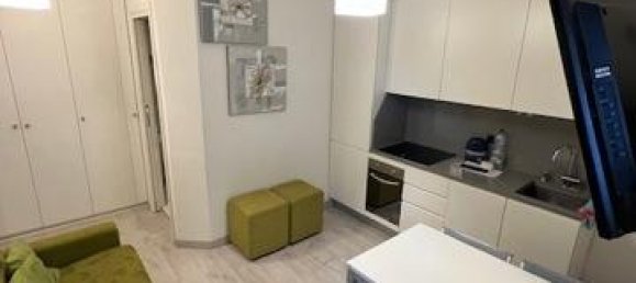 2 rooms Apartment in Milan, Italy No. 246838 6
