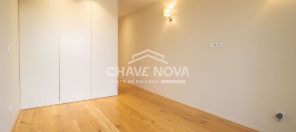 4 bedrooms Penthouse in Vila Nova de Gaia, Portugal No. 12406 7
