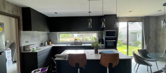 5 bedrooms Villa in Hua Hin, Thailand No. 58547 6