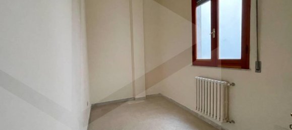 2 rooms Apartment in Andria, Italy No. 9257 4