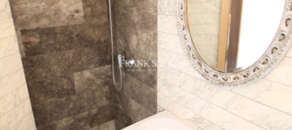 1 bedroom Maisonette in Valletta, Malta No. 9694 5