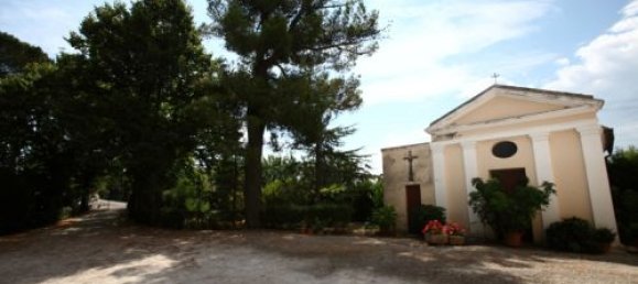 8 chambres Châteaux à Jesi, Italy No. 379248 6