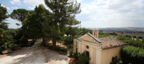 8 chambres Châteaux à Jesi, Italy No. 379248 12