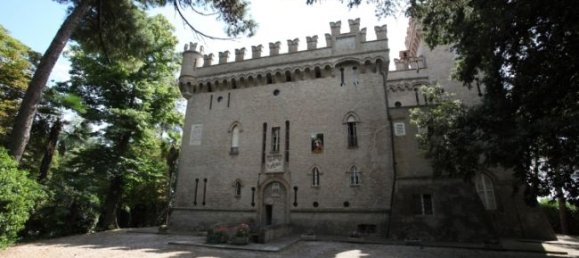 8 chambres Châteaux à Jesi, Italy No. 379248 11