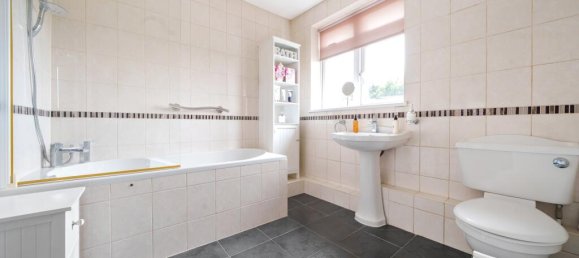 3 bedrooms House in Chislehurst, United Kingdom No. 13455 5