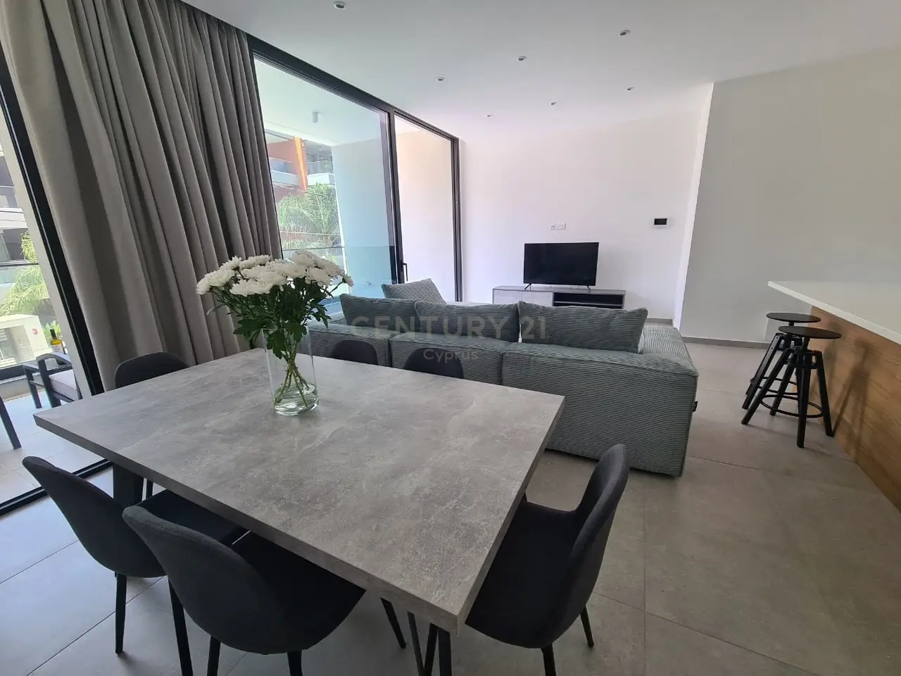 2 bedrooms Apartment in Germasogeia, Cyprus No. 5555