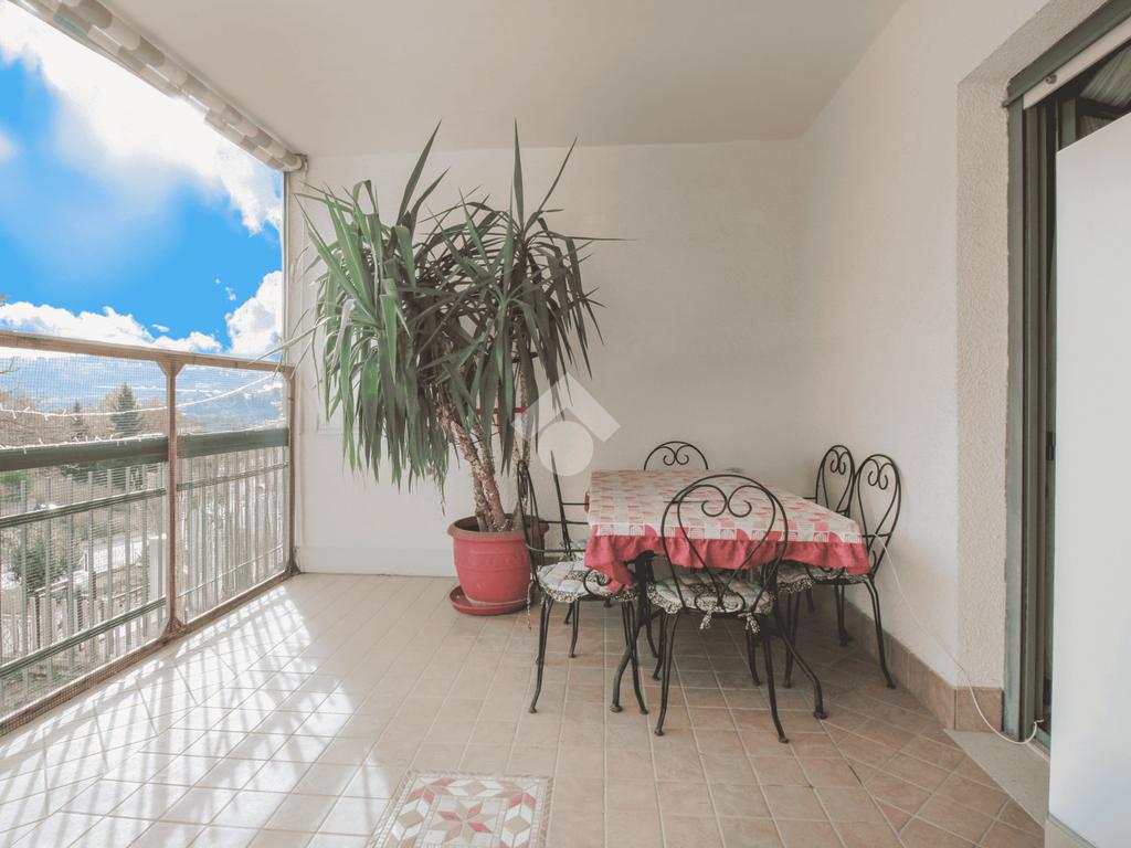 Apartamento de 3 dormitorios en Chieti, Italy No. 150767