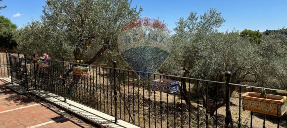 7 Schlafzimmer Villa in Caltanissetta, Italy, Nr. 358378 26