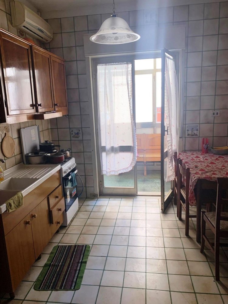 4غرفة شقة في Syracuse, Italy رقم 292897