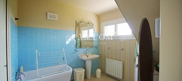 5 bedrooms House in Flixecourt, France No. 247723 15