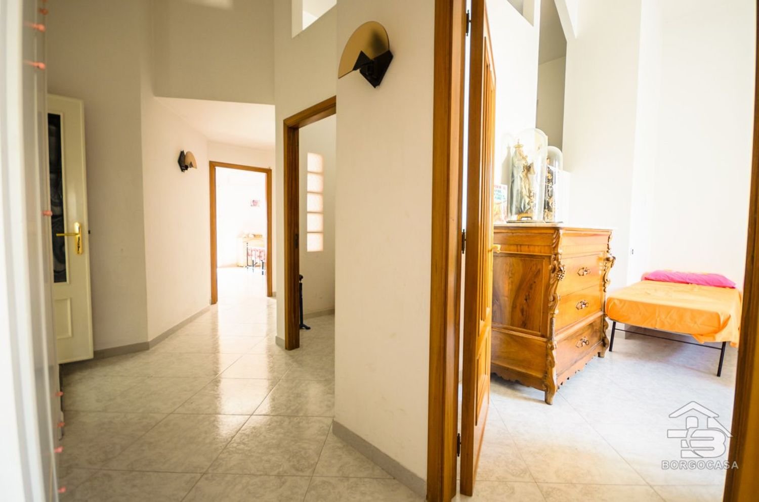 5-salle Appartement à Manfredonia, Italy No. 118419