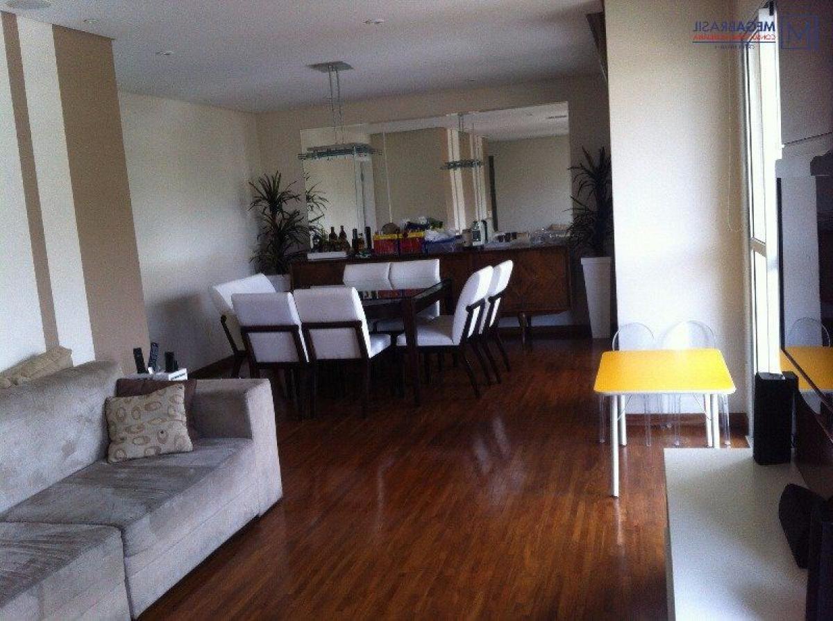 Apartamento de 3 dormitorios en Sao Paulo, Brazil No. 435983