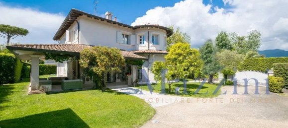 5 bedrooms Villa in Forte dei Marmi, Italy No. 264813 2