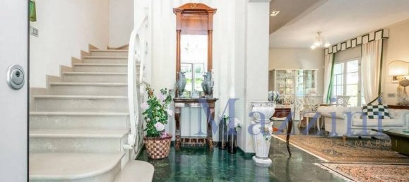 5 bedrooms Villa in Forte dei Marmi, Italy No. 264813 18