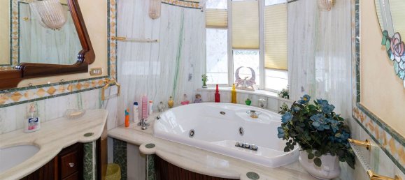 6-salle Appartement à Belpasso, Italy No. 286392 18