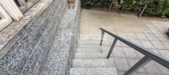 3 bedrooms Villa in Grugliasco, Italy No. 280832 12