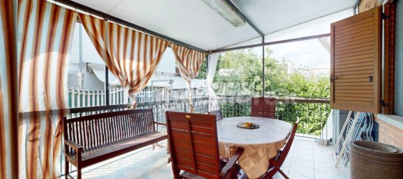 3 bedrooms Villa in Grugliasco, Italy No. 280832 4