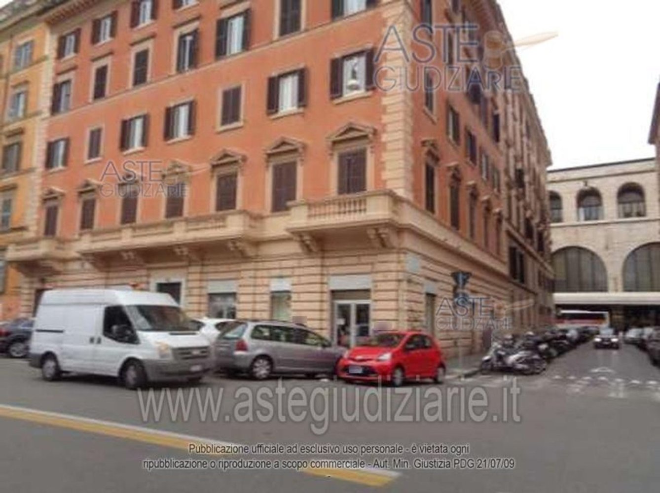 5 rooms Apartment in Rome, Italy No. 290144