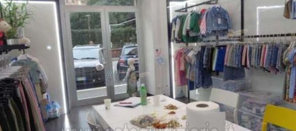 5 rooms Apartment in Rome, Italy No. 290144 14