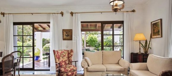 5 Schlafzimmer Villa in Marbella, Spain, Nr. 115007 16