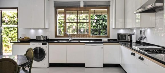 5 Schlafzimmer Villa in Marbella, Spain, Nr. 115007 19