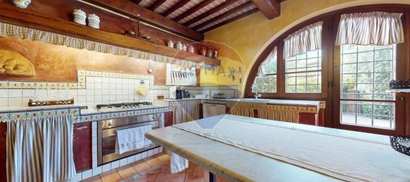7 bedrooms Villa in Massarosa, Italy No. 153170 25
