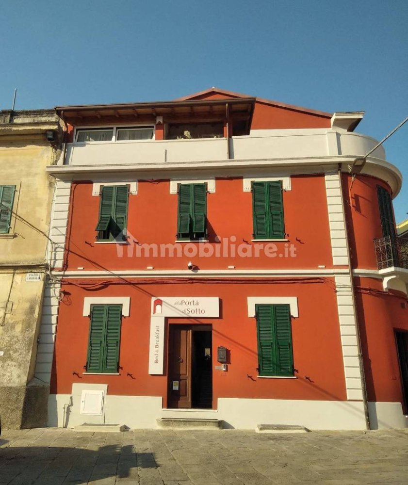 Hotel de 5 habitaciónes en Fivizzano, Italy No. 270797