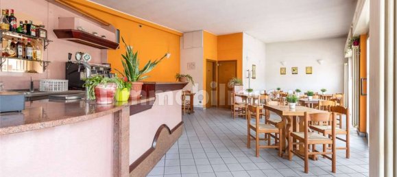 Imóvel comercial de 2 divisões em Inverigo, Italy N.º 114484 2