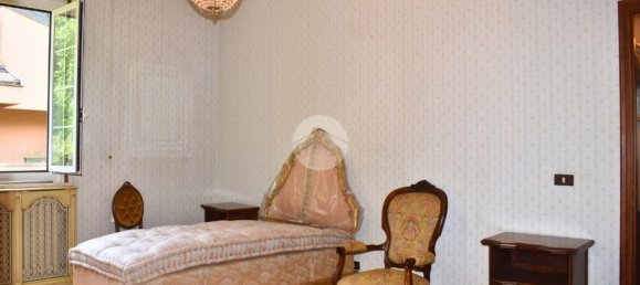 Дом с 5 спальнями в Парма, Италия № 323770 10