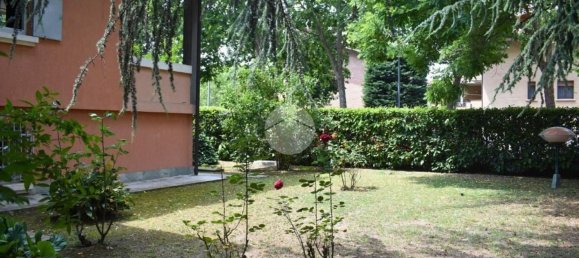 Дом с 5 спальнями в Парма, Италия № 323770 2