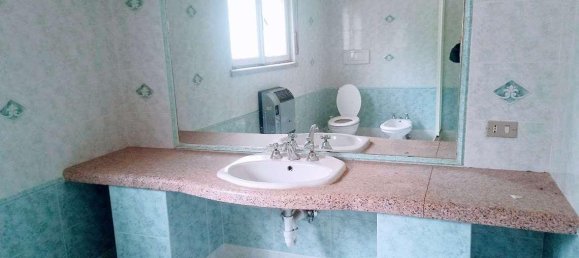 Квартира с 6 комнатами в Пьедимулера, Италия № 113963 14