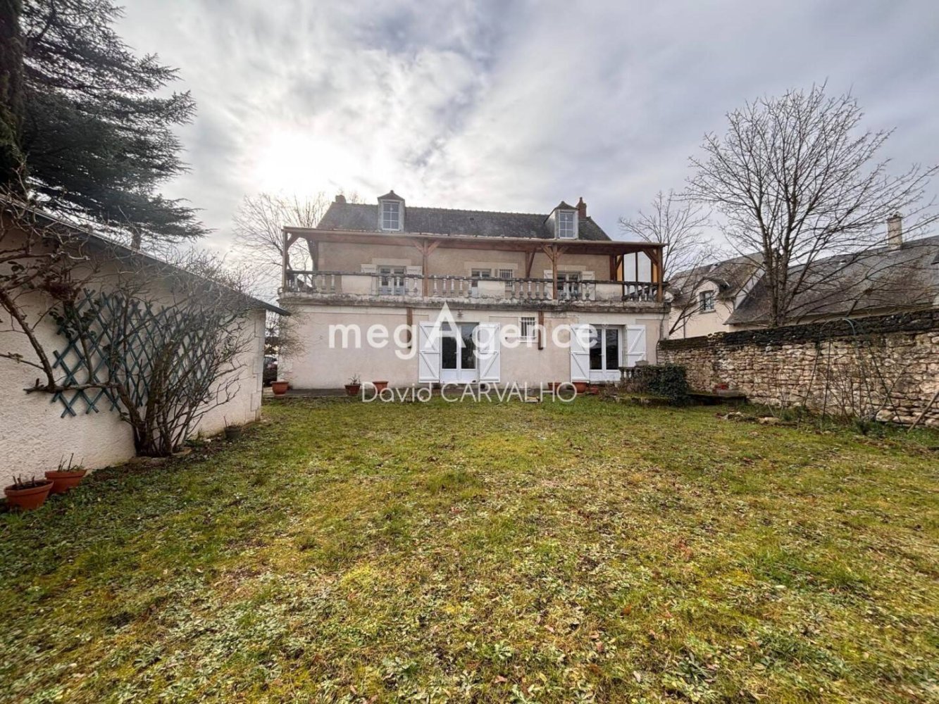 Casa de 7 dormitorios en L'Ile-Bouchard, France No. 51155