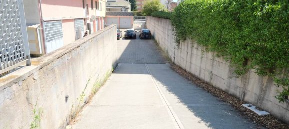 1-salle Propriété commerciale à Garbagnate Milanese, Italy No. 288957 17