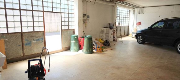 1-salle Propriété commerciale à Garbagnate Milanese, Italy No. 288957 12