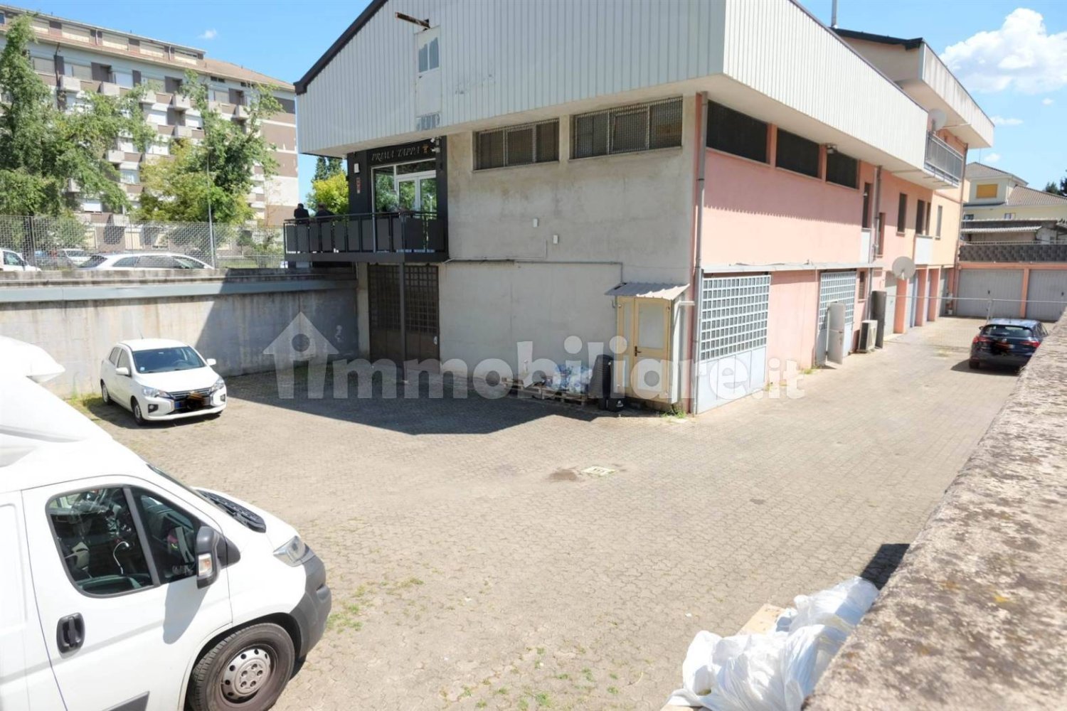 1-salle Propriété commerciale à Garbagnate Milanese, Italy No. 288957