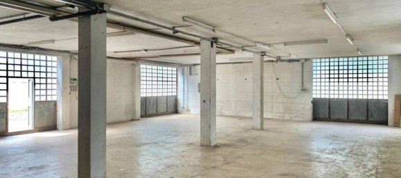 1-salle Propriété commerciale à Garbagnate Milanese, Italy No. 288957 5