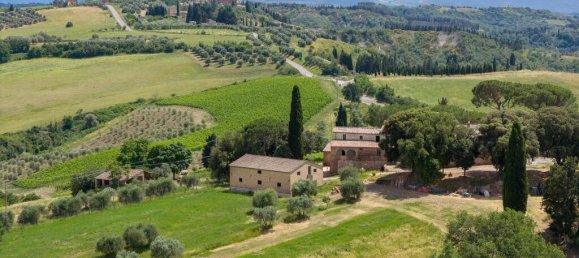 Terrain à Asciano, Italy 2427m² No. 53488 37