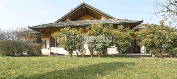 4 Schlafzimmer Villa in Persico Dosimo, Italy, Nr. 16774 5