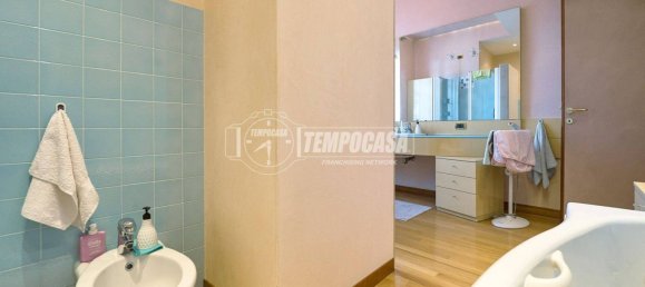 4 Schlafzimmer Villa in Persico Dosimo, Italy, Nr. 16774 38