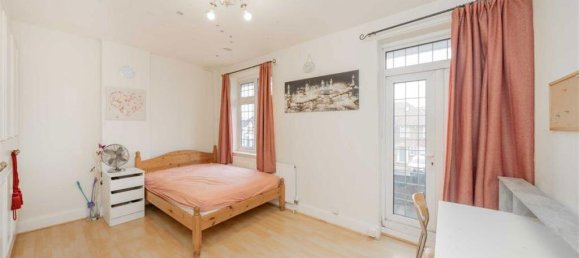 6 غرف نوم منزل في Cricklewood, United Kingdom رقم 5700 16