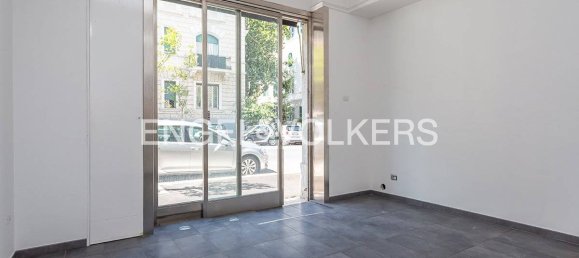 3 rooms Commercial property in Rome, Italy No. 284876 11