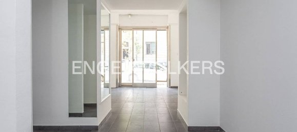 3 rooms Commercial property in Rome, Italy No. 284876 2