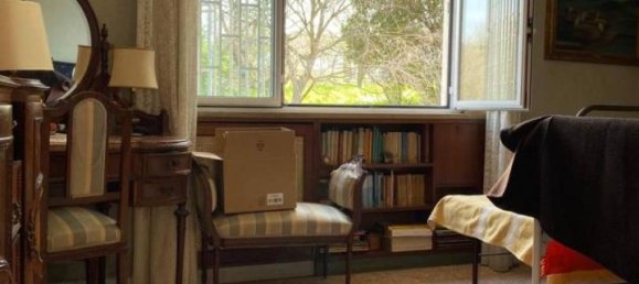 6 rooms Apartment in Rome, Italy No. 40455 16