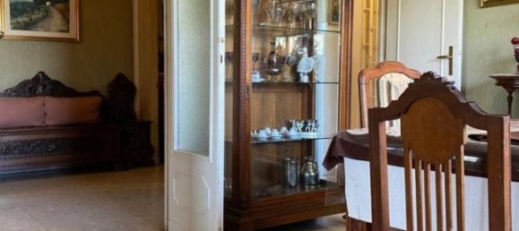 6 rooms Apartment in Rome, Italy No. 40455 10