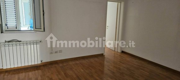 2 bedrooms Apartment in Reggio Calabria, Italy No. 197181 4